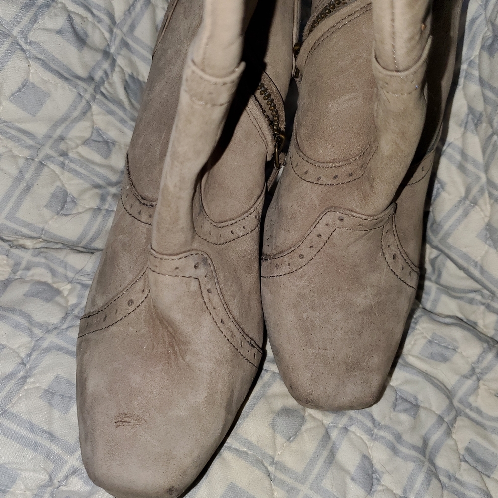 Elizabeth & James Sq.Toe Stiletto Franky Boots - Picture 9 of 14